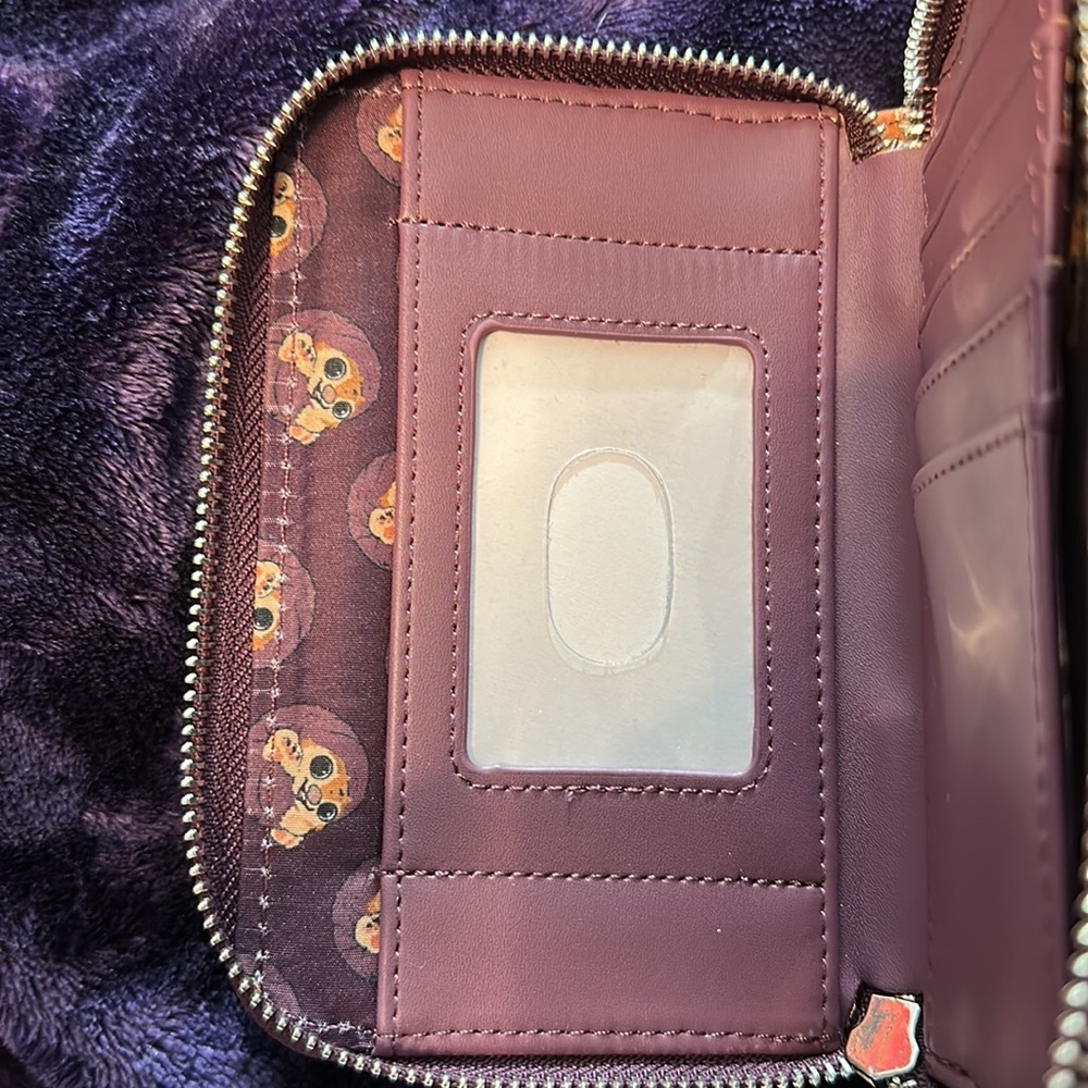NWT Loungefly Disney Raya and the Last Dragon Tuk Tuk Zip Around Wallet - Picture 6 of 7